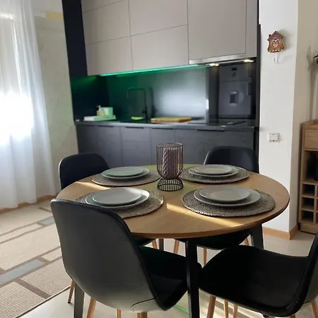 Casa Eric Holiday home Navodari